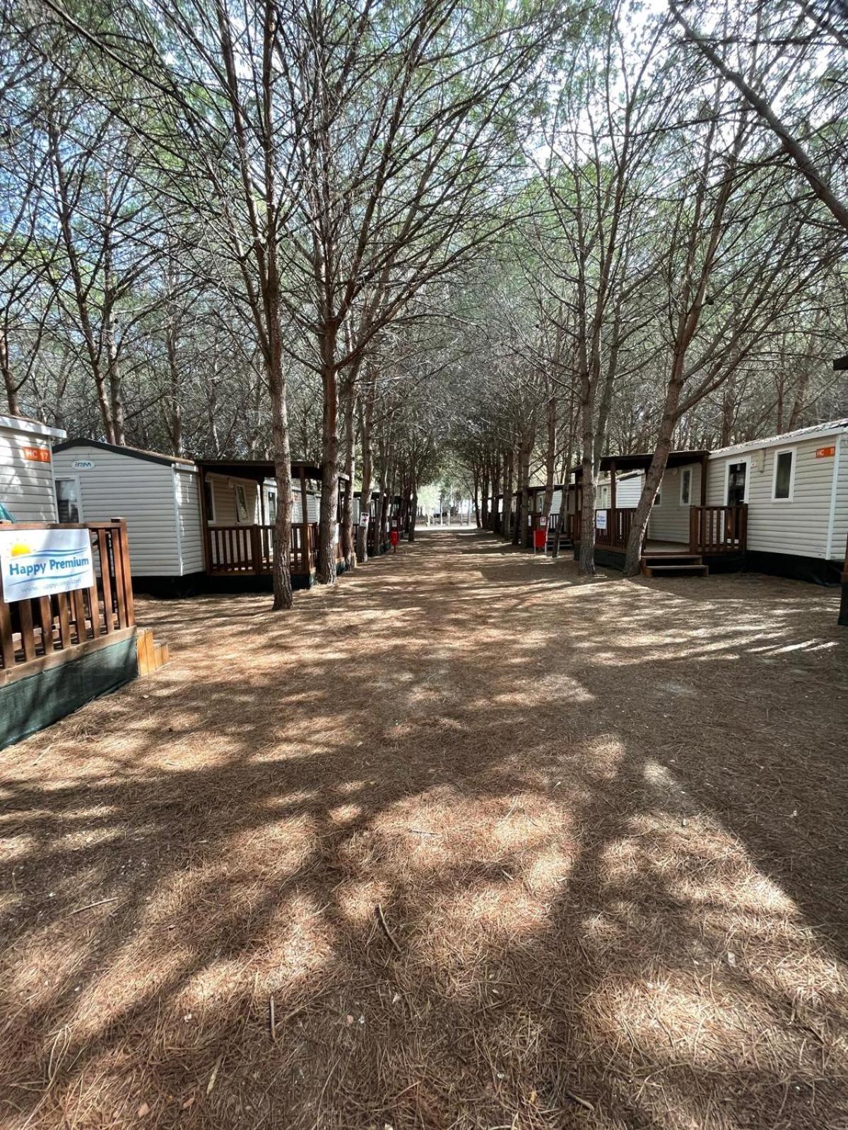 Happy Camp Mobile Homes In Camping Iscrixedda Lotzorai Εξωτερικό φωτογραφία