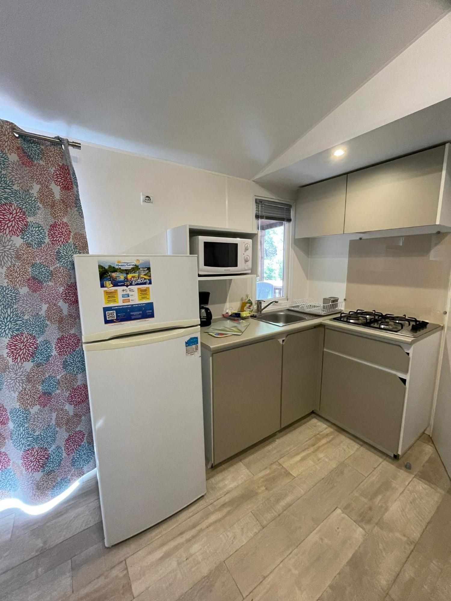 Happy Camp Mobile Homes In Camping Iscrixedda Lotzorai Εξωτερικό φωτογραφία